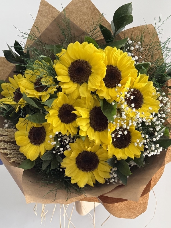 10 Ayçiçeği Buketi